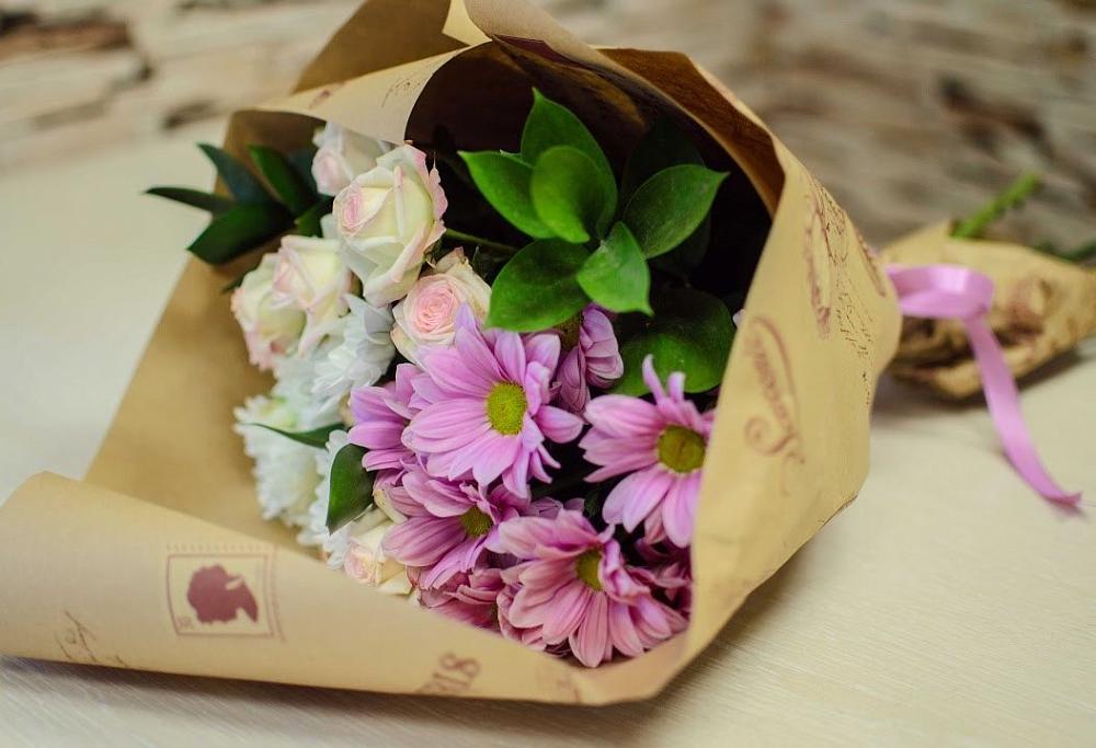 Букет цветов из: Розы и Хризантемы в Заречном Свердловской области