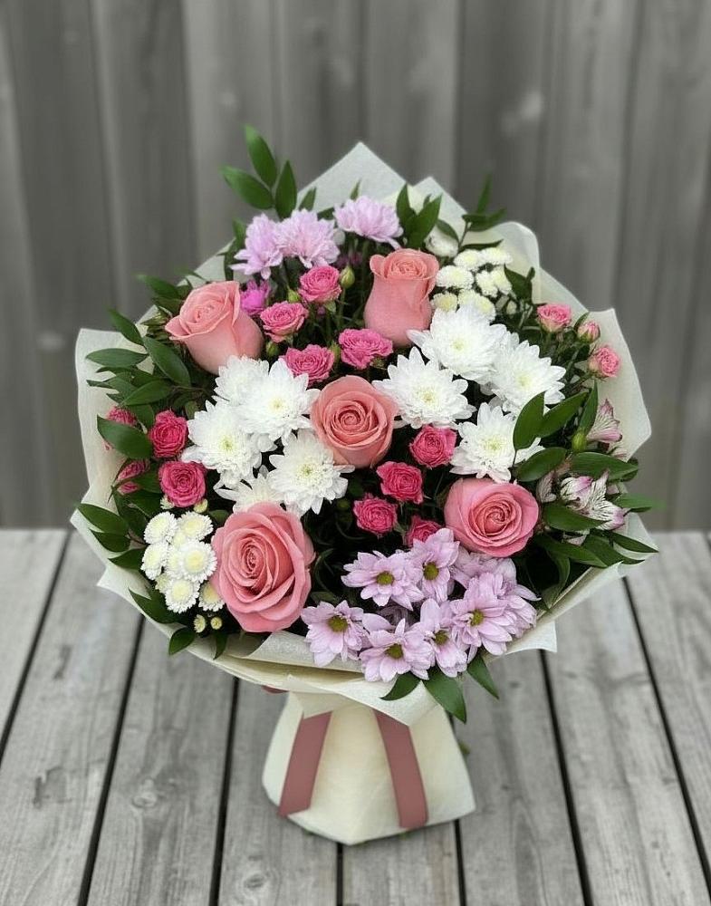 Букет цветов из: Альстромерии, Гвоздики, Розы и Хризантемы в Заречном Свердловской области