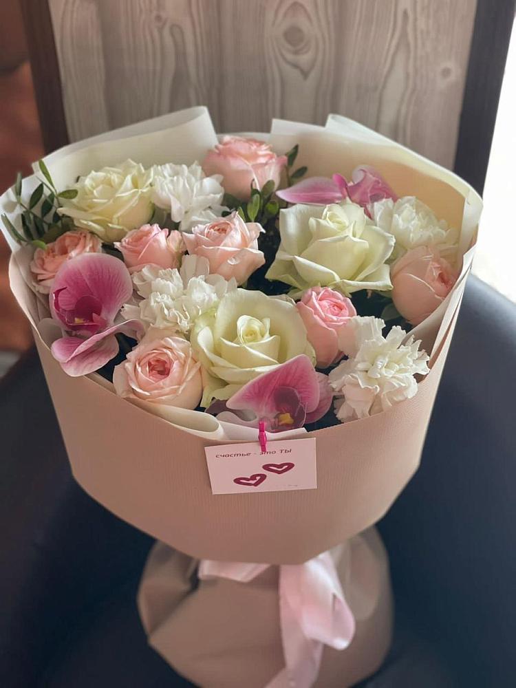 Букет цветов из: Орхидеи, Розы и Гвоздики в Заречном Свердловской области