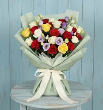Букет цветов из:  Розы в Заречном Свердловской области