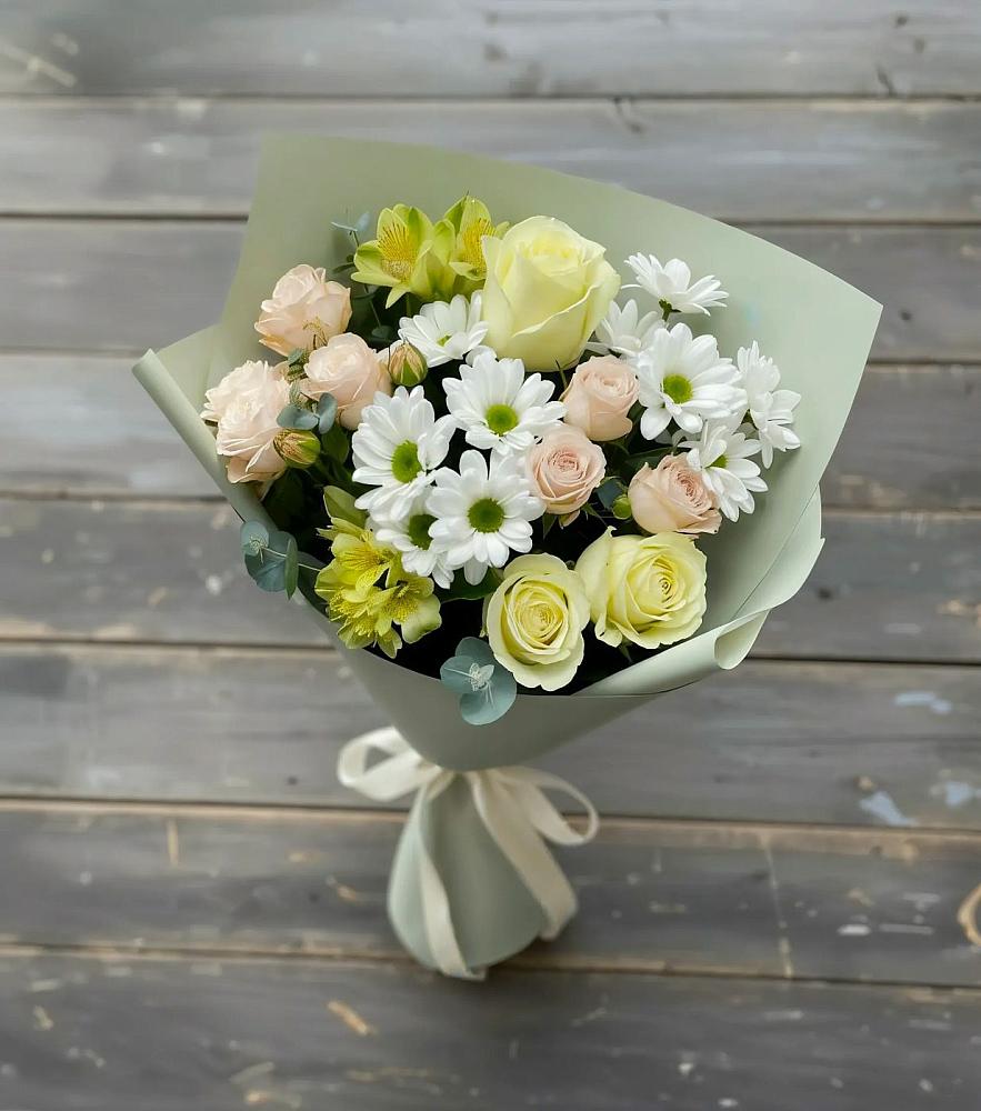 Букет цветов из: Альстромерии, Розы и Хризантемы в Заречном Свердловской области