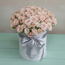 Цветочная композиция из Розы в шляпной коробке в Заречном Свердловской области