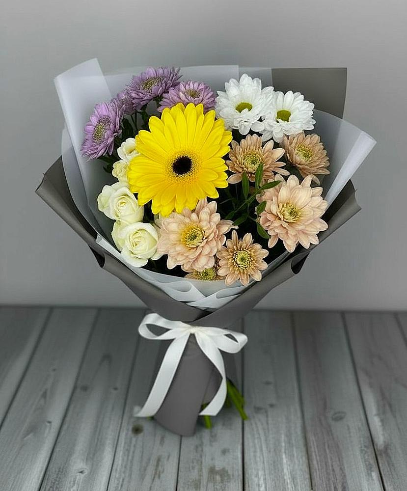 Букет цветов из: Розы, Герберы и Хризантемы в Заречном Свердловской области