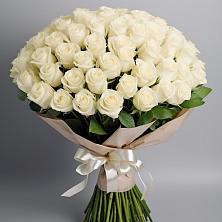 Букет 101 беля роза Белоснежка в Заречном Свердловской области