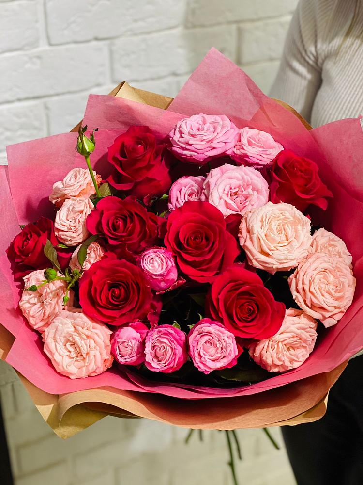 Букет цветов из: Розы в Заречном Свердловской области