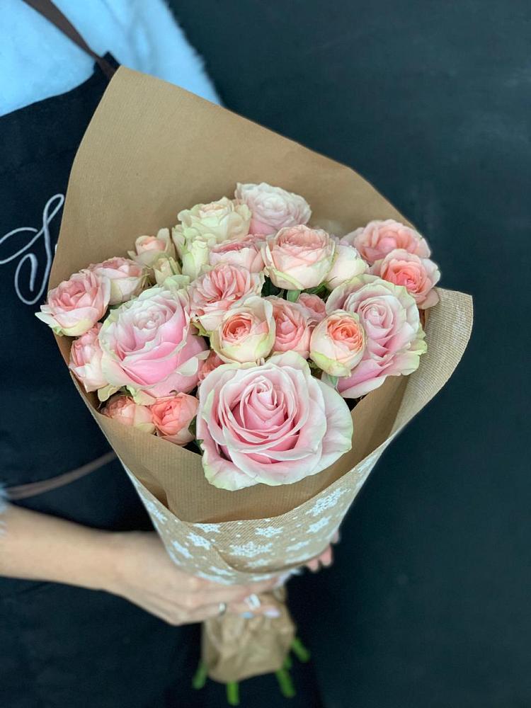 Букет цветов из: Хризантемы и Розы в Заречном Свердловской области