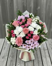 Букет цветов из:  Альстромерии, Гвоздики, Розы и Хризантемы в Заречном Свердловской области