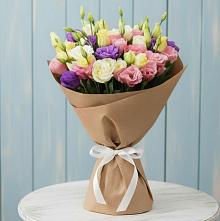 Букет цветов из:  Лизиантусы в Заречном Свердловской области
