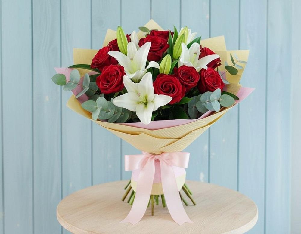 Букет цветов из: Лилии и Розы в Заречном Свердловской области