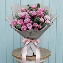 Букет цветов из:  Розы в Заречном Свердловской области